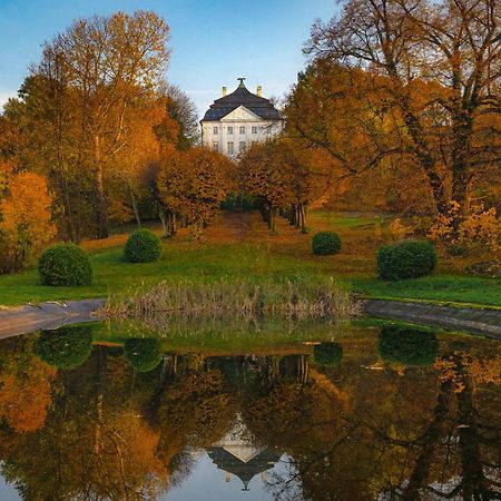 Zespol Palacowo-Parkowy W Ostromecku Ostromecko ภายนอก รูปภาพ