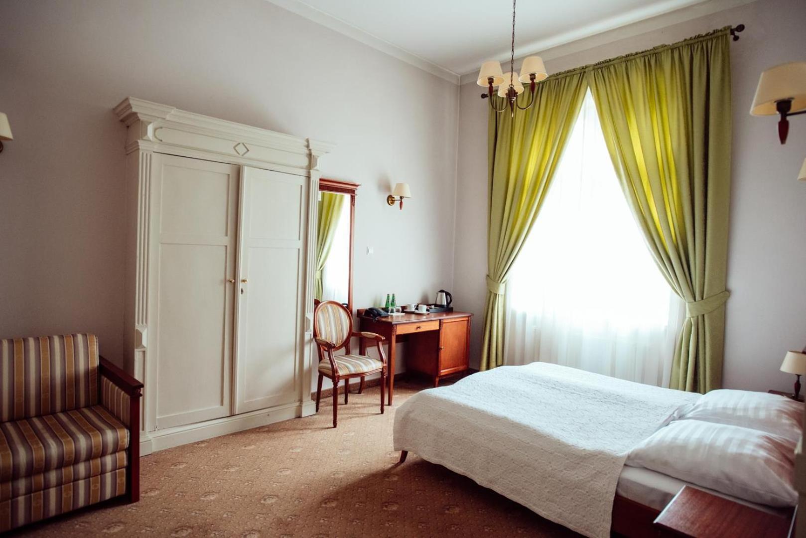 Zespol Palacowo-Parkowy W Ostromecku Ostromecko ภายนอก รูปภาพ