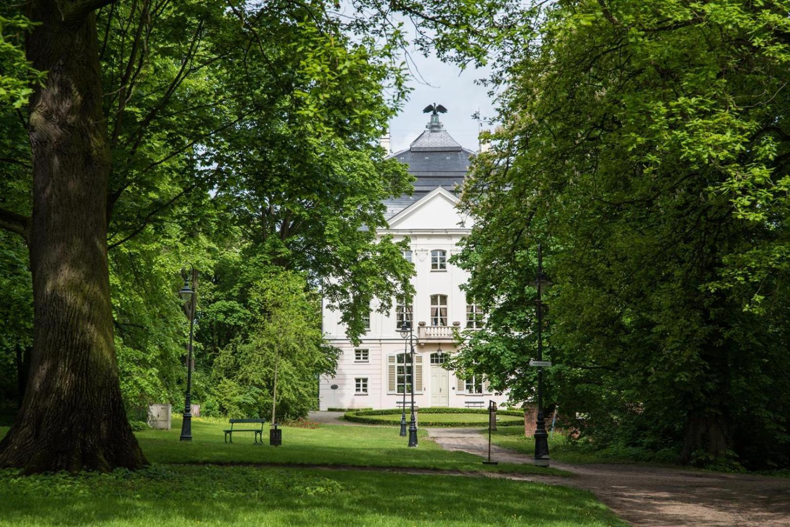 Zespol Palacowo-Parkowy W Ostromecku Ostromecko ภายนอก รูปภาพ