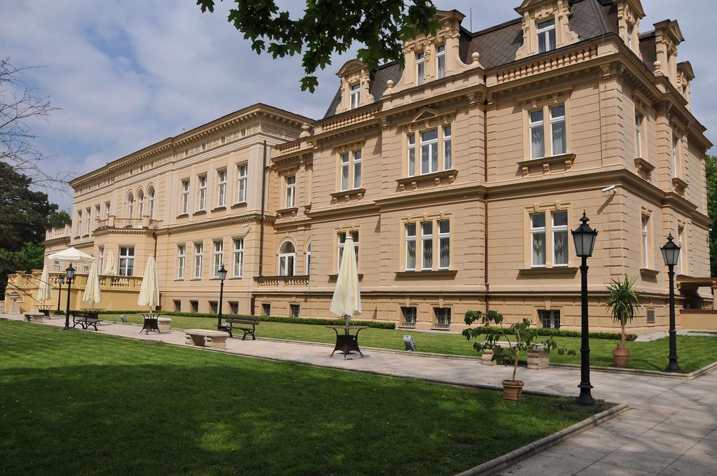 Zespol Palacowo-Parkowy W Ostromecku Ostromecko ภายนอก รูปภาพ